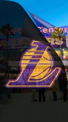 Lakers Staples Center.jpg