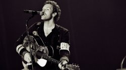 chris-martin-coldplay-wallpaper.jpg