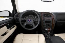 SAAB_9-7X_interior_0001_M400.jpg