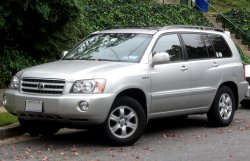 2001-2003_Toyota_Highlander_Limited_--_10-12-2011.jpg