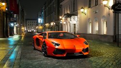 2013-Lamborghini-Aventador-LP700-4-V3-1080.jpg