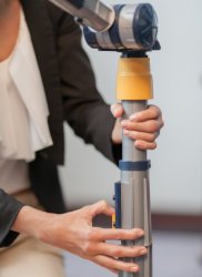 Telescoping body and arm by push button.jpg
