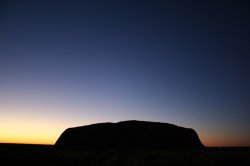 uluru.jpg