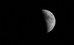 2013-11-09-Moon2.jpg