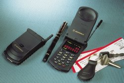 ur_motorola_startac_1100px.jpg