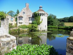 Scotney Castle.jpg