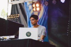 JonHopkins2.jpg