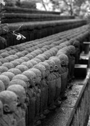 mini-budda2-bw.jpg