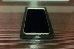Caudabe Veil iPhone 6 Plus 2.jpg