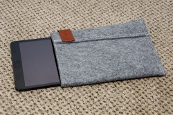 Inateck Felt Sleeve for iPad mini review 2.jpg