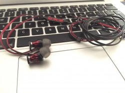 Sennheiser Momentum In-Ear.jpg