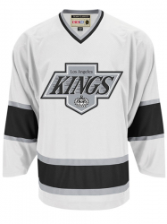 lak_whitechevyjersey_ft_grande.png