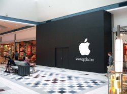 Apple Store (Carrefour Laval).jpg