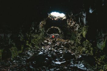 iceland_cave.jpg