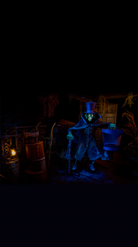 Hatbox Ghost 02.png