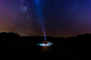 night_sky_perseids.jpg