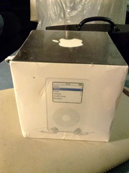 Apple Ipod 4th gen Classic 2nd Edition 60gb Photo - 1.jpg