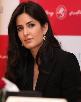 Katrina-Kaif-in-Dubai2.jpg