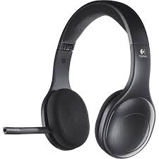 logitech headset.jpg