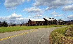 Barn1 (Large).jpg