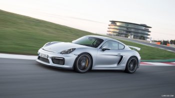 2016_porsche_cayman_gt4_30_1920x1080.jpg