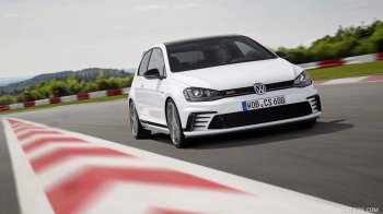 2016_volkswagen_golf_gti_clubsport_2_2560x1440.jpg