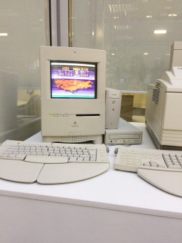 Moscow Apple Museum (21).jpg