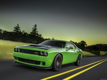 2015_dodge_challenger_srt_hemi_hellcat_116_1600x1200.jpg
