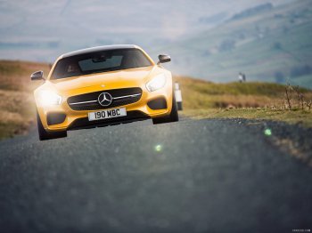 2016_mercedes-amg_gt_s_uk_24_1600x1200.jpg