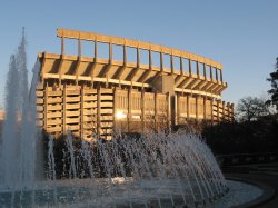 DKR_UT_stadium_2498.jpg