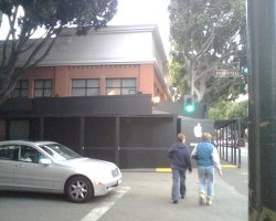 apple-store-3.jpg