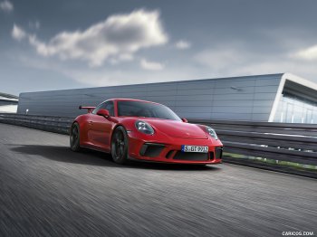 2018_porsche_911_gt3_4_1600x1200.jpg