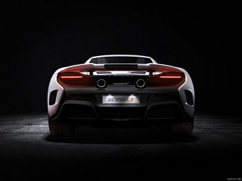 2016_mclaren_675lt_5_1600x1200.jpg