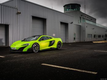 2016_mclaren_675lt_29_1600x1200.jpg