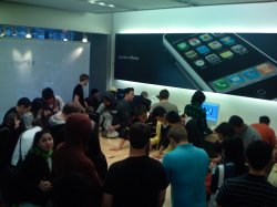 iphone-store.jpg