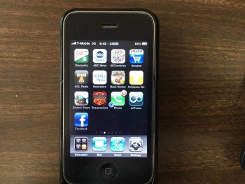 iphone 3g.JPG