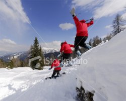 ist2_4193859_action_snowboard_jump.jpg