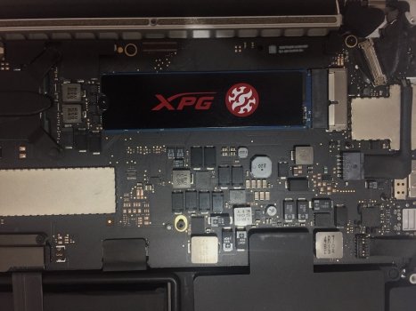 SN550 inside Macbook.jpg