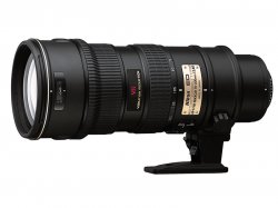 nikon_70-200mm_f2.8_vr_lens.jpg