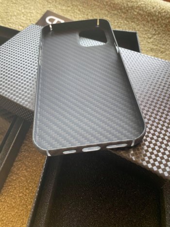 CarbonThat iPhone 12 Pro Kevlar Edition Flat 2.jpg