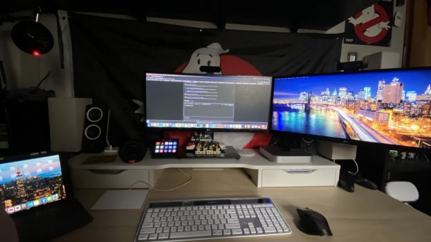 Desk Setup may 2021.jpg