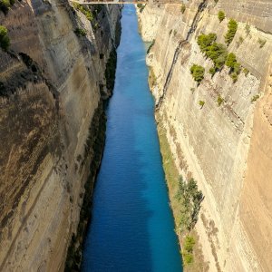 Corinth Canal.jpg