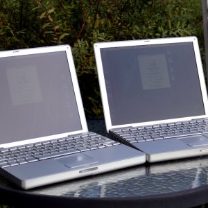 PowerBook G4 12" 1-33 and 1-5GHz.JPG