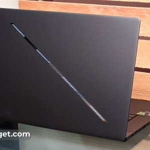 asus-rog-zephyrus-g16-2024-07.jpg