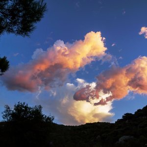 sunset clouds 1314 rw 9.3.22 x2.jpg