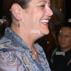 camryn manheim.jpg