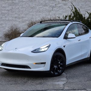 2021-Tesla-ModelY-0-373045.jpg