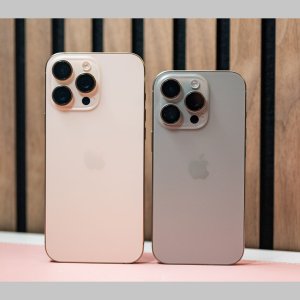 iPhone-16-Pro-compared-to-iPhone-16-Pro-Max-Back-Reviewer-Photo-SOURCE-Julian-Chokkattu.jpg