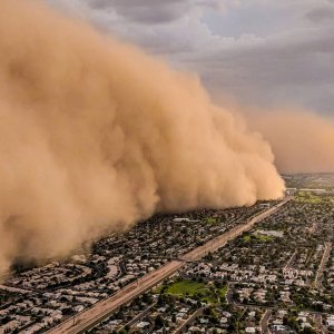 massiveduststormfeatt.jpg