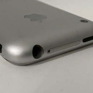 Original-iPhone-Headphone-Jack.jpg